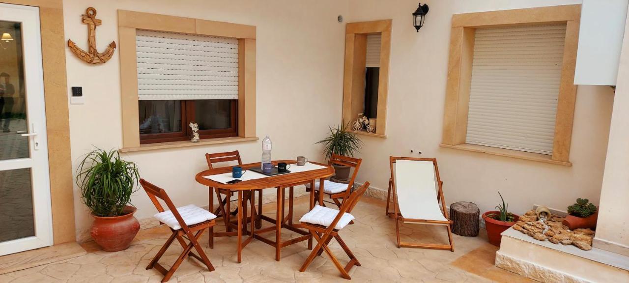 Casa Parisi Villa Agnone Bagni Eksteriør billede